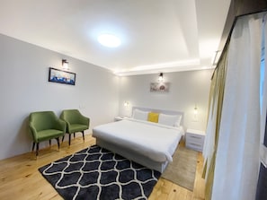 2 chambres, fer et planche à repasser, Wi-Fi, draps fournis
