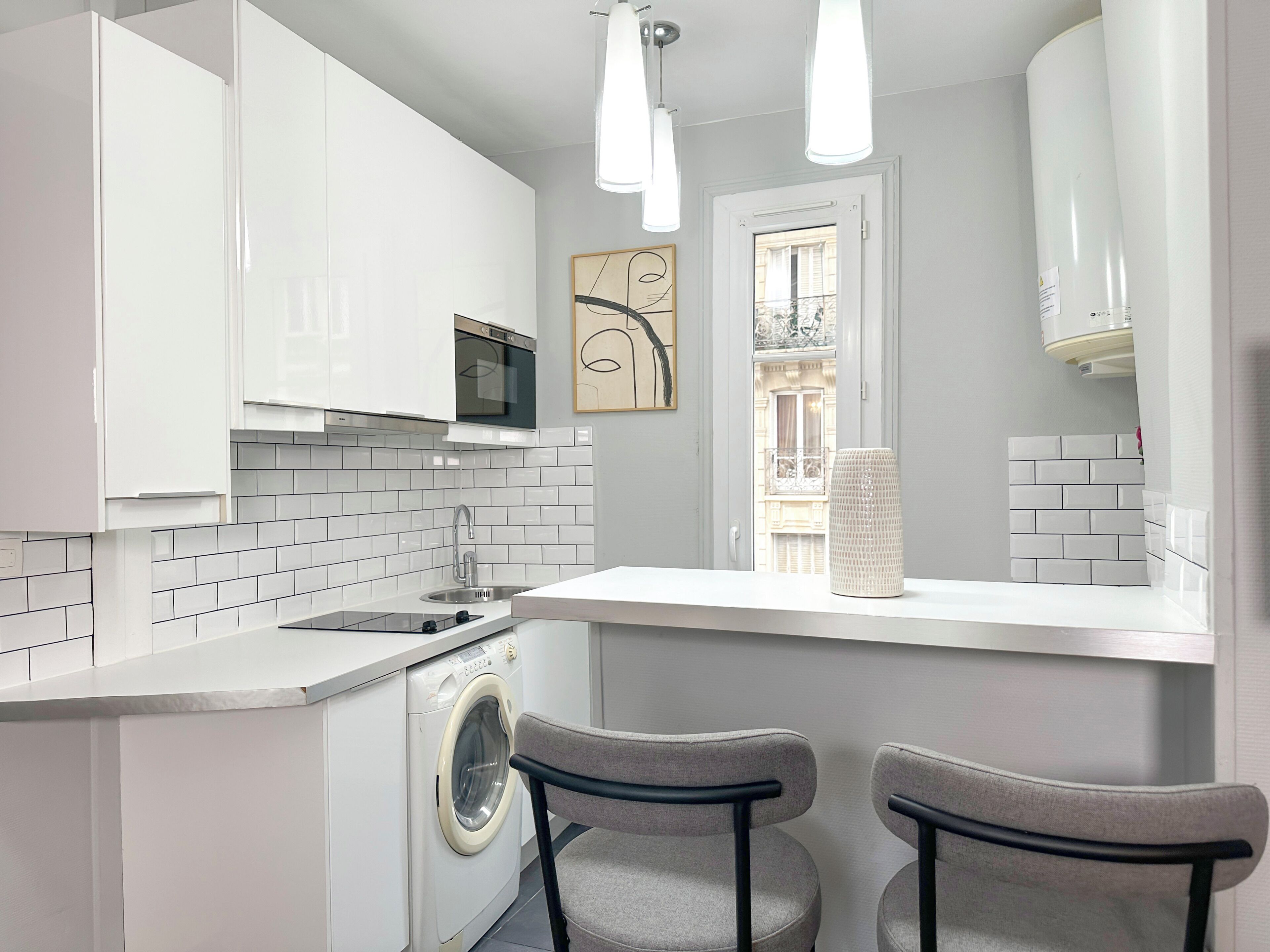 Apartamento conforto, vista para a cidade | Cozinha privada | Frigobar, micro-ondas, cooktop, máquina de café expresso