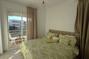 2 makuuhuonetta, silitysrauta/-lauta, Wi-Fi, vuodevaatteet