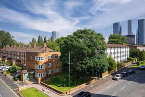 Exterior - 2 bed Free Parking Mcr Apartment by City SuperHost (Greater Manchester)