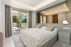 3 chambres, fer et planche à repasser, Wi-Fi, draps fournis