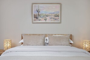 3 bedrooms, desk, iron/ironing board, travel crib