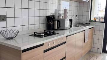 Microondas y parrilla de estufa