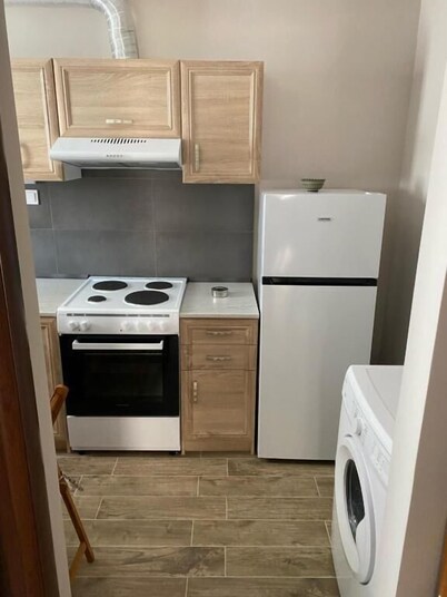 Elpida's apartments