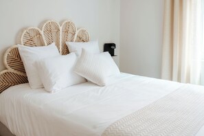 2 dormitorios, tabla de planchar con plancha, wifi y ropa de cama