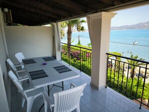 Appartement, balkon, uitzicht op zee | Balkon