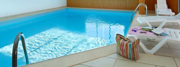 Indoor pool, outdoor pool