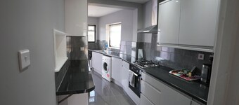 Westwick Gardens Retreat - 4 Bedroom House