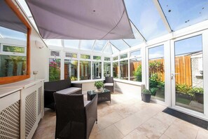 Terrace/patio - Spacious and convenient 3 bed property in Swords. (Swords)