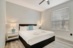 4 bedrooms, iron/ironing board, WiFi, bed sheets