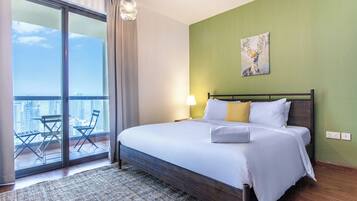 Premium Apartment, Marina View | In-room safe, blackout curtains, iron/ironing board, free WiFi