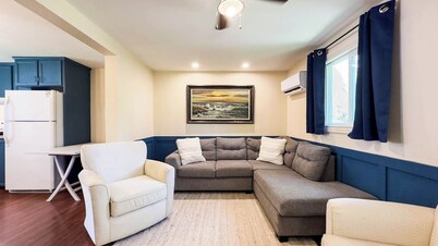 Carruthers Cottage | Lake-Themed Comfort Just Steps from the Shore