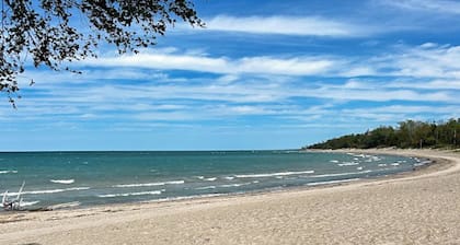 Carruthers Cottage, AC, fenced backyard