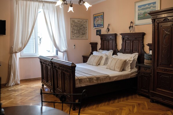 Caja de seguridad en la habitación y wifi gratis 