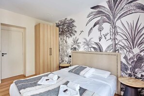 1 habitación, tabla de planchar con plancha, wifi y ropa de cama 