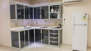 Apartment, 1 Bedroom | Private kitchen