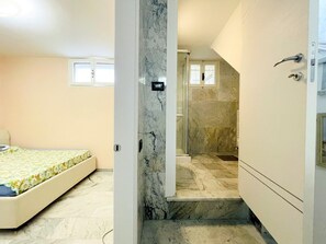 2 bedrooms, WiFi