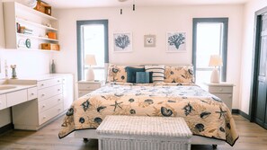 4 bedrooms, iron/ironing board, WiFi, bed sheets - Toes in the Water Sum (Gulf Shores)