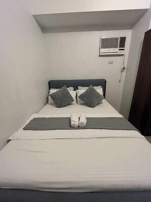 1 quarto, ferros/tábuas de passar roupa, Wi-Fi, roupa de cama