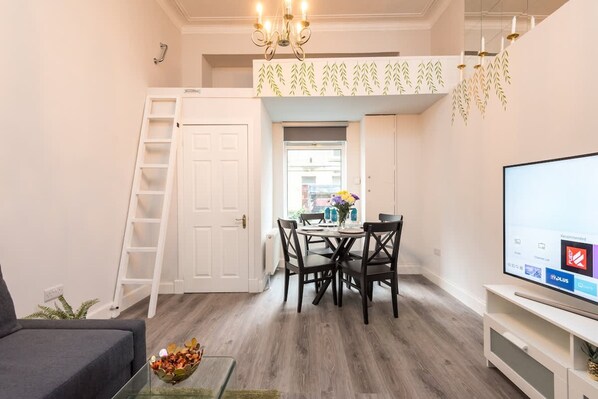 1 bedroom - 1bed-ground Fl -private Entrance (Edinburgh)