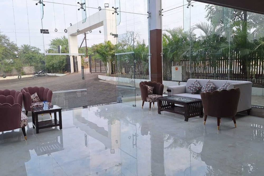 Mango Retreat Hotel and Resort - Borkhedi