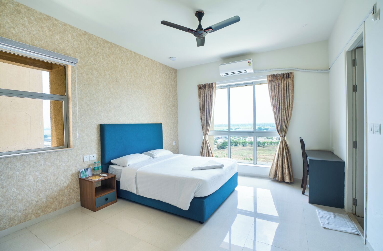 1 bedroom, desk, iron/ironing board, free WiFi