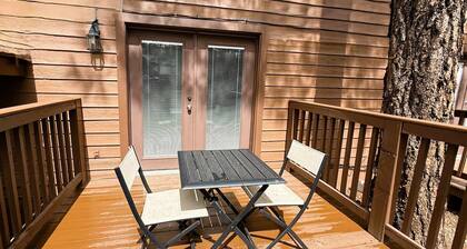 Pinetopâs Best 1BR Getaway