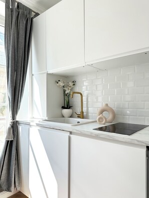 Private kitchen - 1586 Hauteville (Paris)