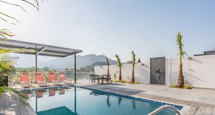 Facing the Sea and Mountains 4BR Villa with Assistant’s Room and Private Pool