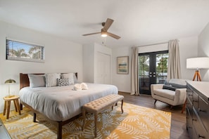 4 bedrooms, desk, iron/ironing board, travel crib