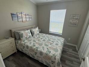 2 bedrooms, WiFi, bed sheets