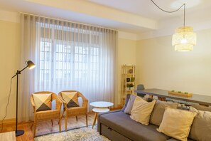 Apartment | Living room - Feel Porto Downtown Woods Flat (Porto)