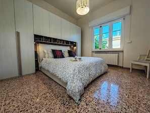 2 chambres, fer et planche Ă repasser, Wi-Fi gratuit, draps fournis