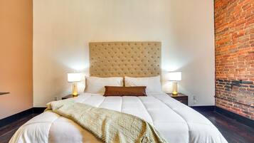 Apartment (0 Bedroom) | Interior