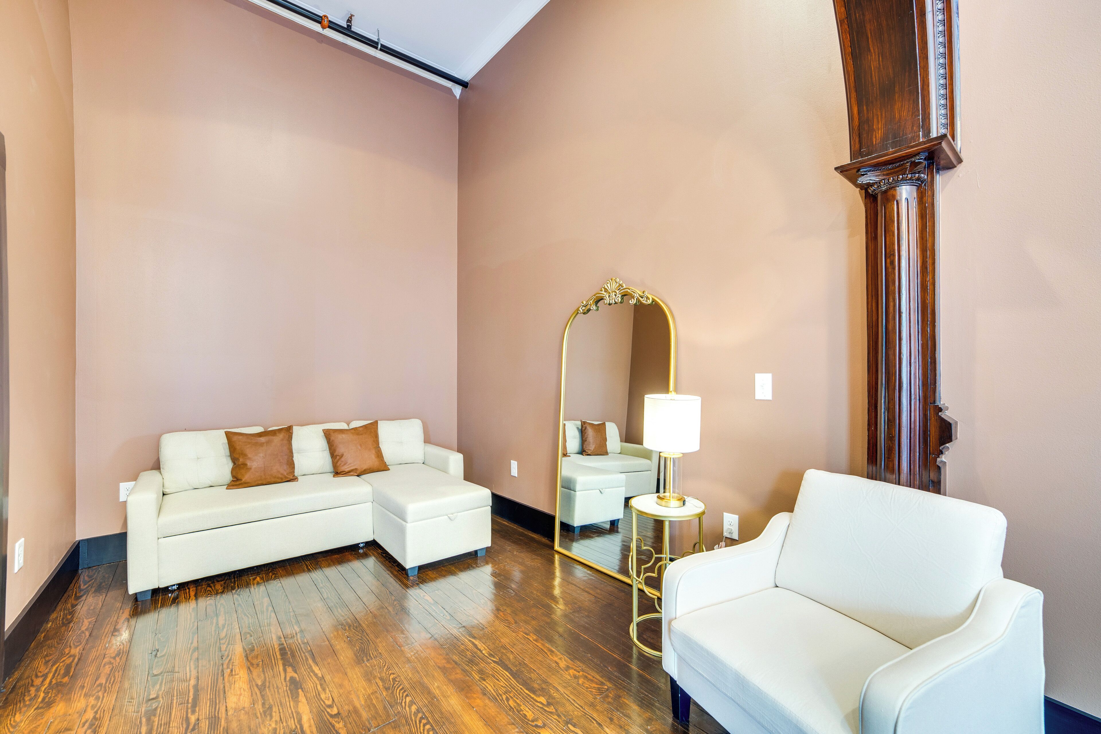 Apartment (0 Bedroom) | Interior