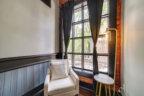 Apartment (0 Bedroom) | Interior