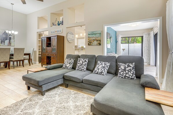 House (3 Bedrooms) | Interior