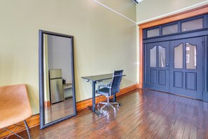 Apartment (0 Bedroom) | Interior