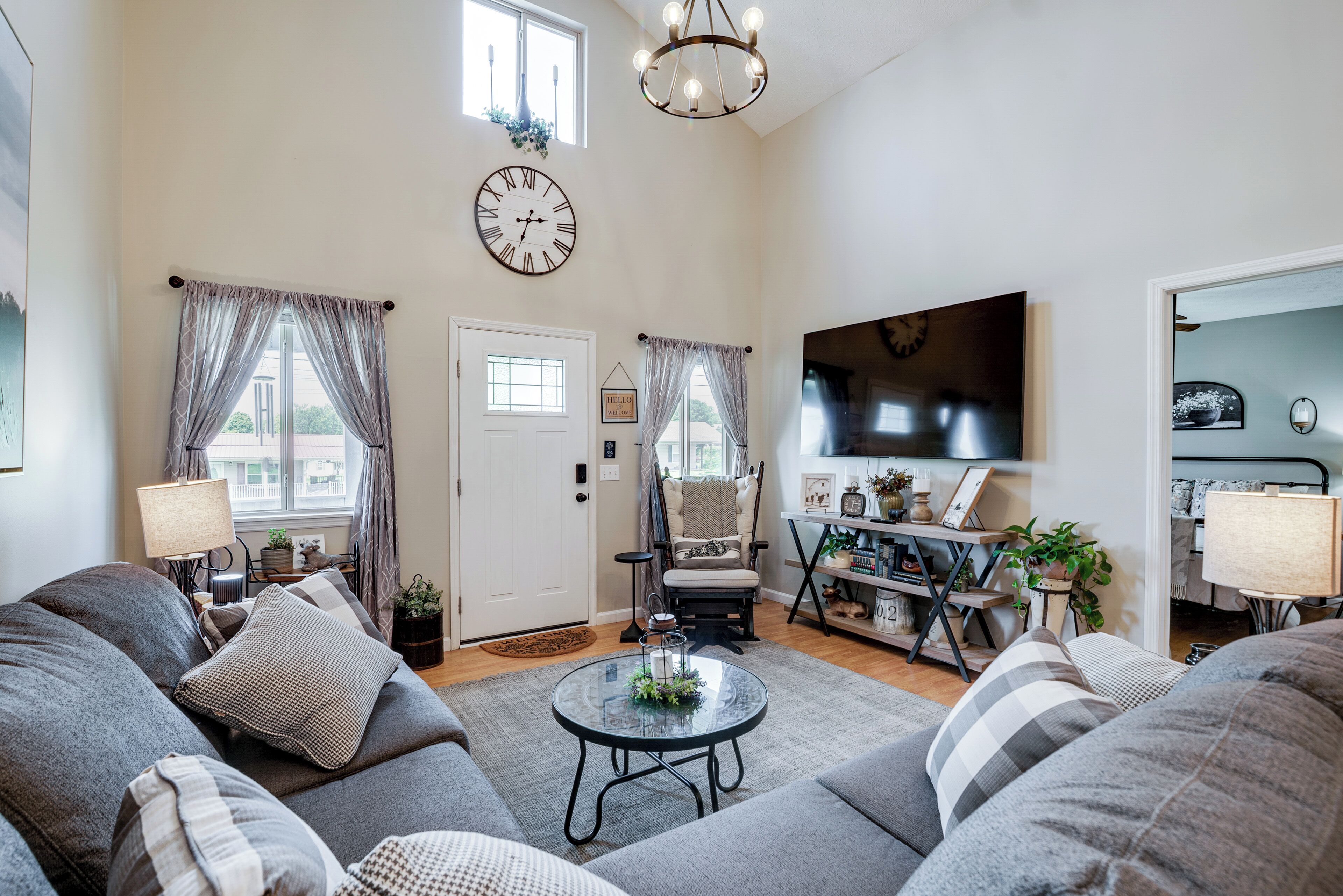 House (3 Bedrooms) | Front of property