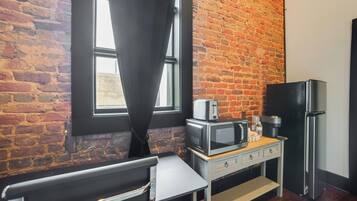 Apartment (0 Bedroom) | Interior