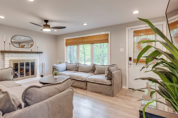House (4 Bedrooms) | Interior