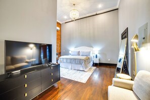 Apartment (0 Bedroom) | Interior - Historic Downtown Marshall: Efficient Studio Space (Marshall)