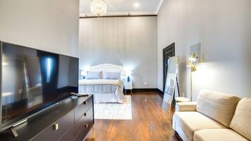 Apartment (0 Bedroom) | Interior