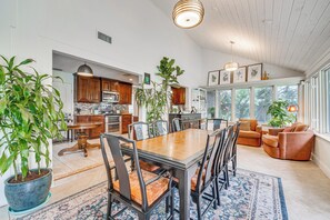 House (4 Bedrooms) | Interior - 10 Mi to Disney World: Lakeside Orlando Getaway! (Orlando)