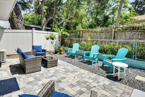 Apt 3 Mi to Beach & Daytona Boardwalk Amusements!