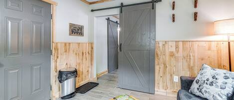 House (1 Bedroom) | Interior