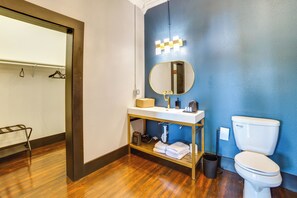 Apartment (0 Bedroom) | Interior - Stylish Private Balcony: Downtown Marshall Studio! (Marshall)