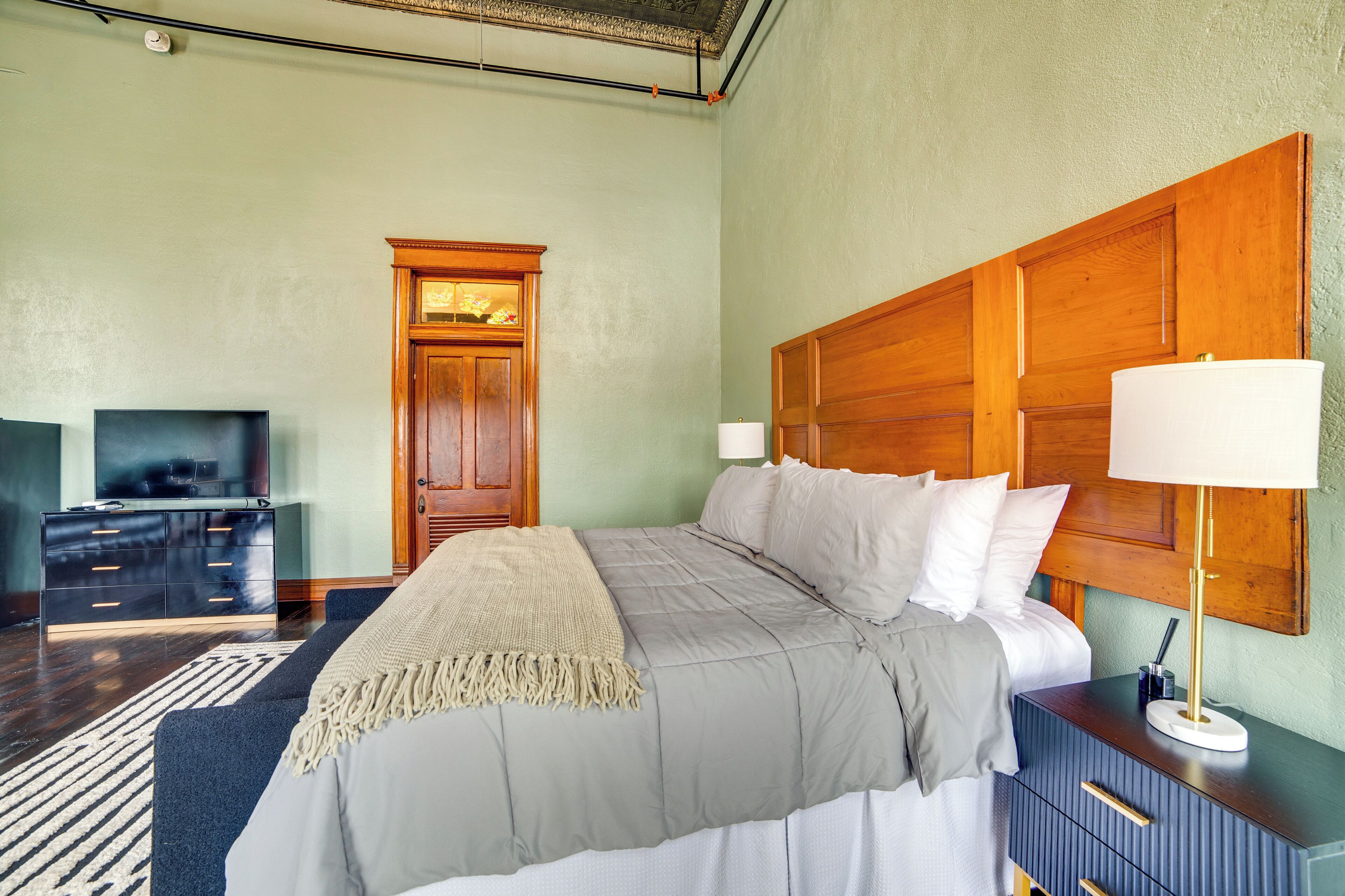 Apartment (0 Bedroom) | Interior