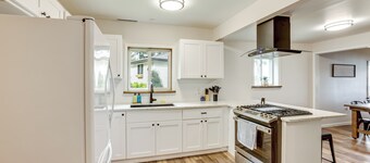 Fisher's Paradise: Lakefront Cottage in Baldwin!