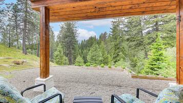 House (3 Bedrooms) | Front of property